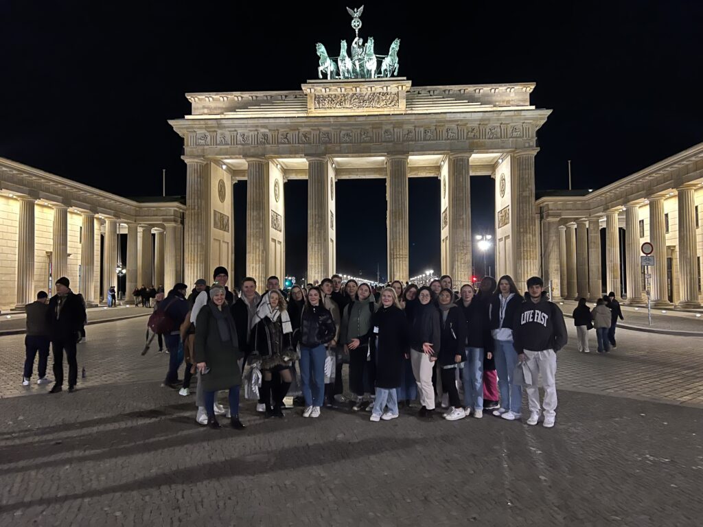 Lernziel Geschichtsbewusstsein:Bildungs- und Gedenkstättenfahrt Berlin
